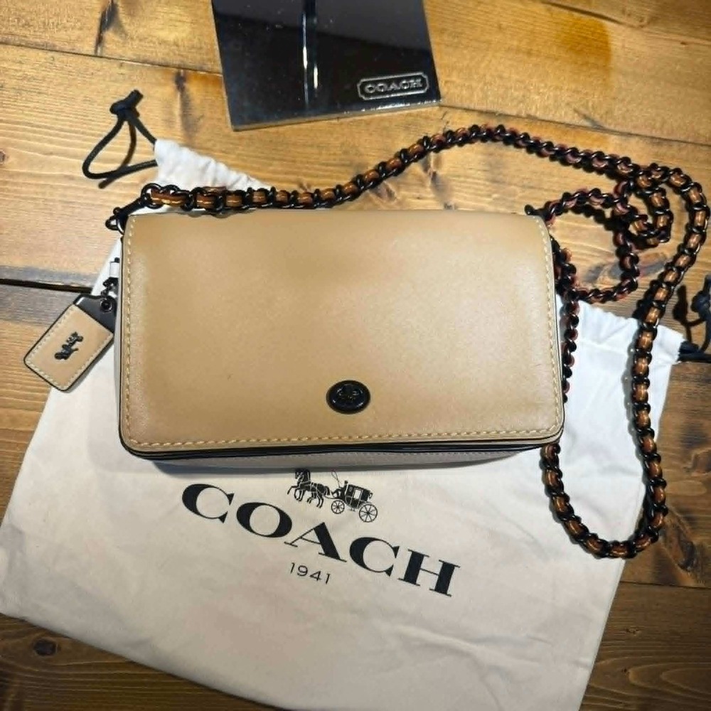 Coach Dinky 1941 Tan Chalk Colorblock Glovetanned Leather Crossbody Chain Bag